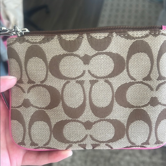 NWOT Coach Signature Canvas Wristlet - Pink and Brown - Picture 3 of 3